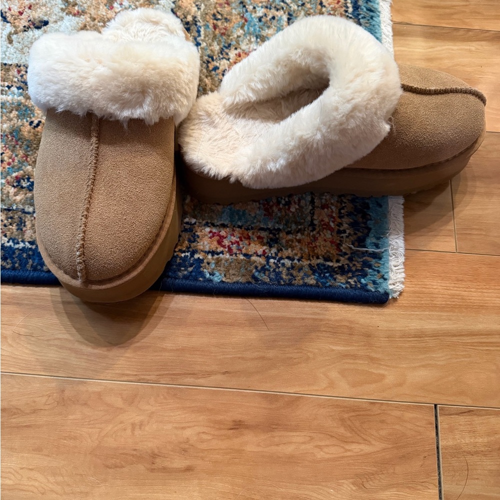 UGG DISQUETTE SLIPPERS